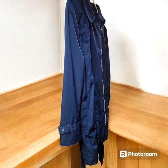 T.M. Lewin Black Trench Coat Asymmetrical Zip Belted Long Sleeve Very Rare S/O - Picture 7 of 12